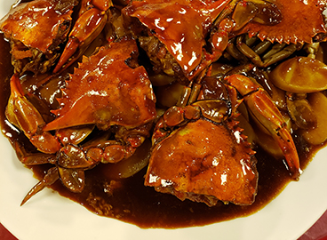 Crab with Rice Cake (Brown Sauce)
